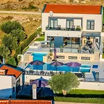 Vila Modern With Private Swimming Pool Vrana (Zadar)