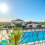 Modern With Private Swimming Pool