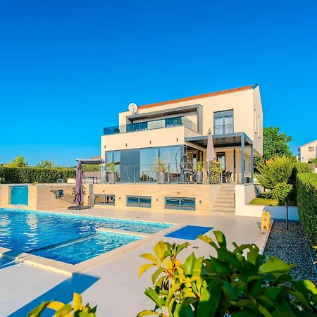Villa Modern With Private Swimming Pool Vrana (Zadar)