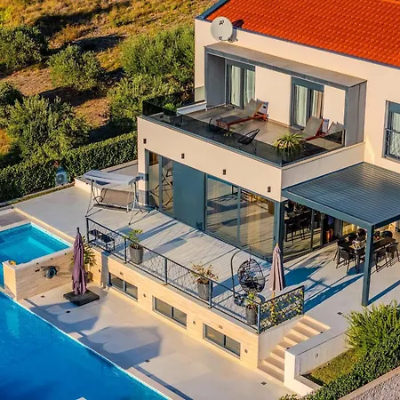 Modern With Private Swimming Pool Vrana (Zadar)