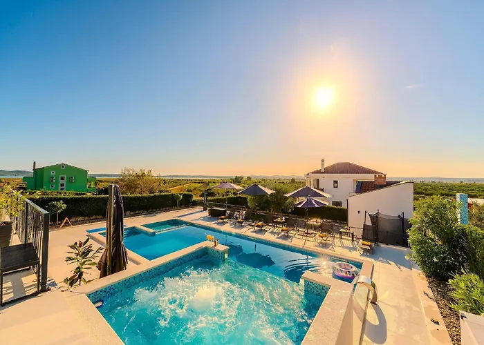 Modern With Private Swimming Pool * Vrana (Zadar)
