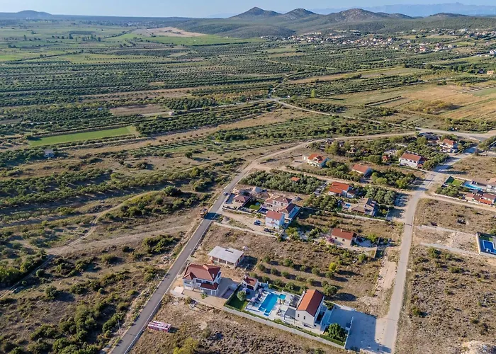 Villa Modern With Private Swimming Pool Vrana (Zadar)